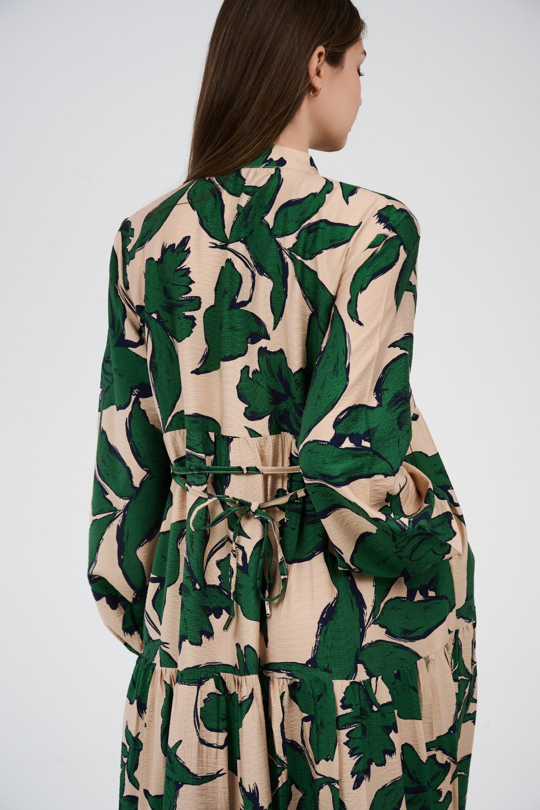 فستان نسائي طويل بتصميم انسيابي797