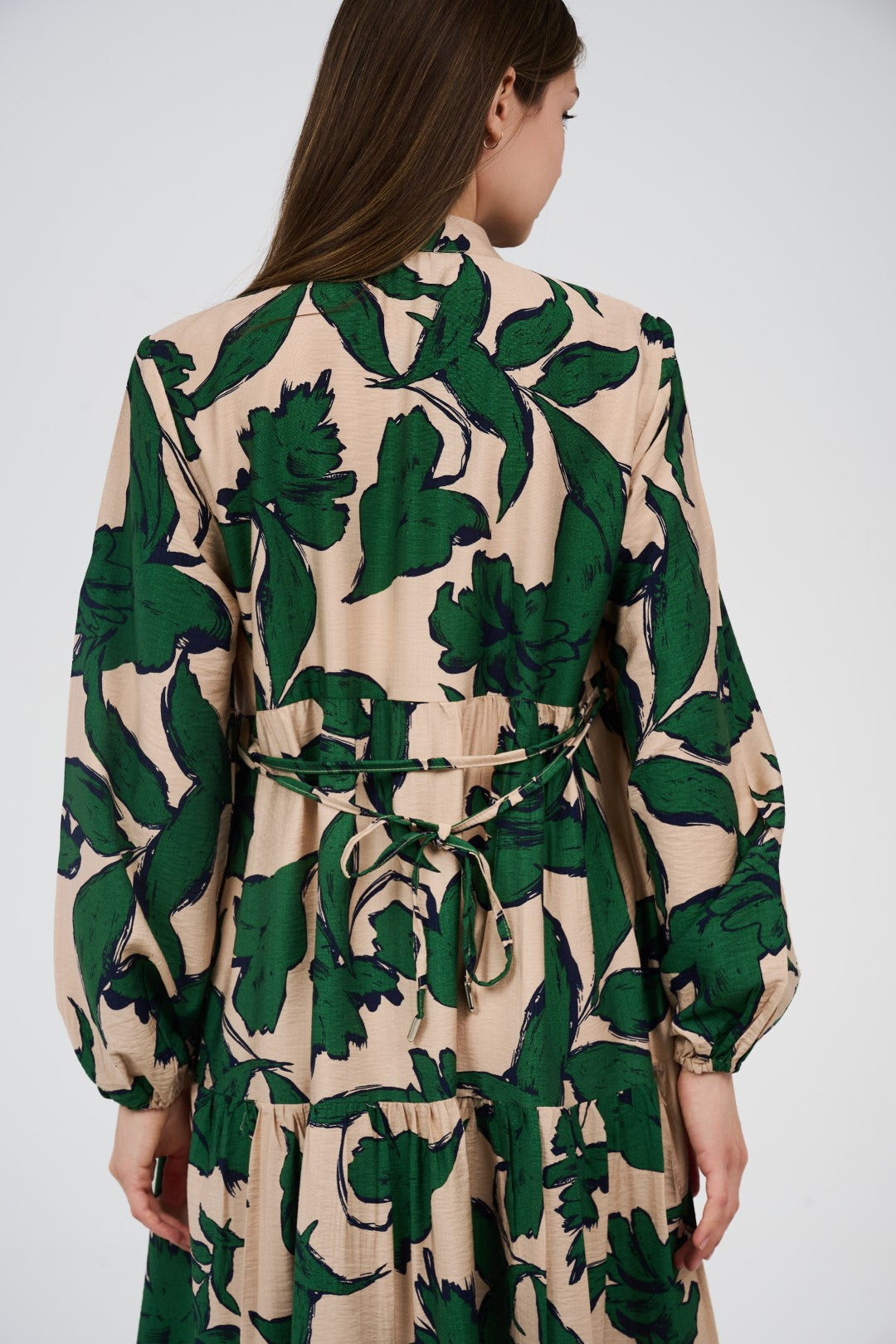 فستان نسائي طويل بتصميم انسيابي797