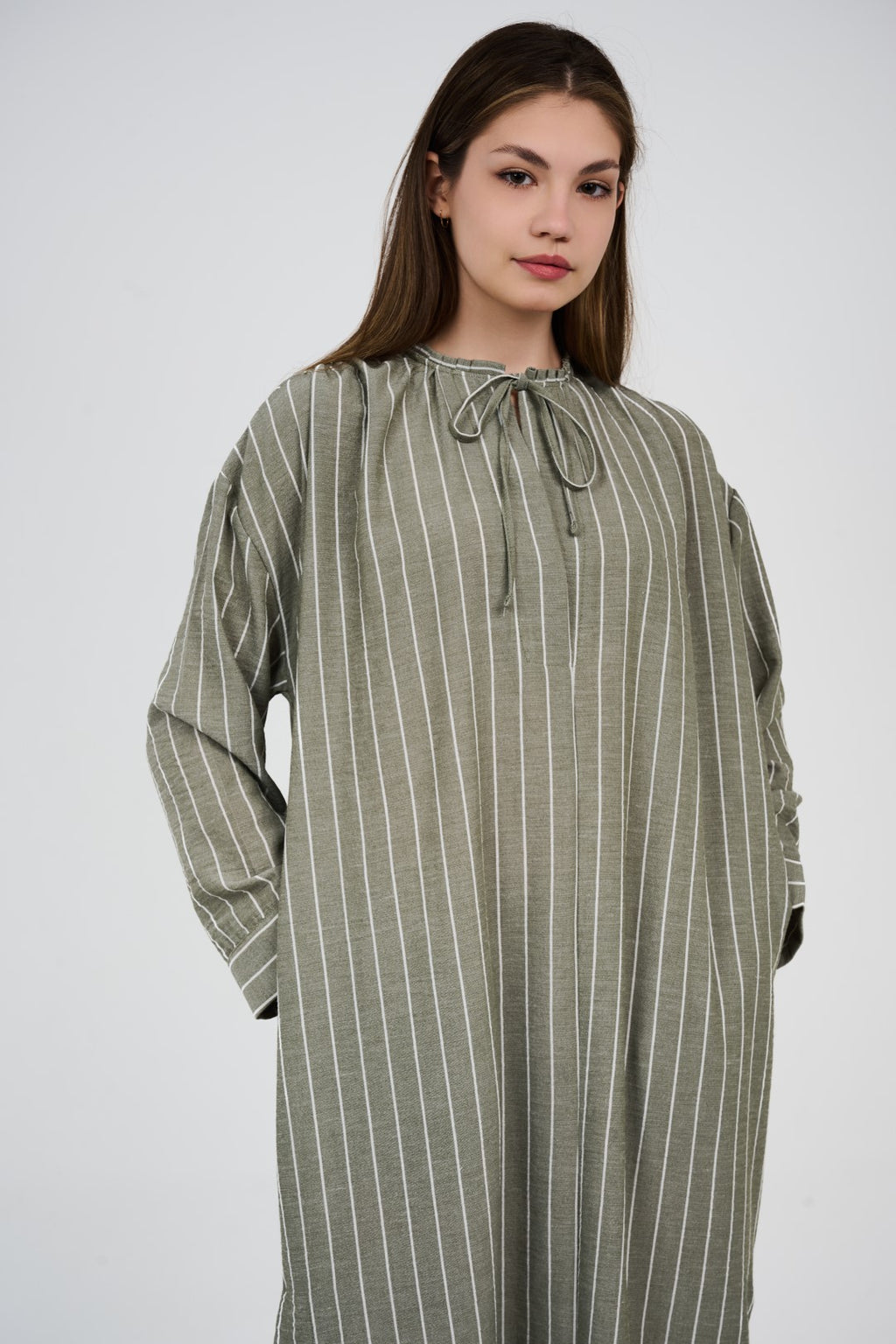 فستان/عباية كتان ماكسي مخطط