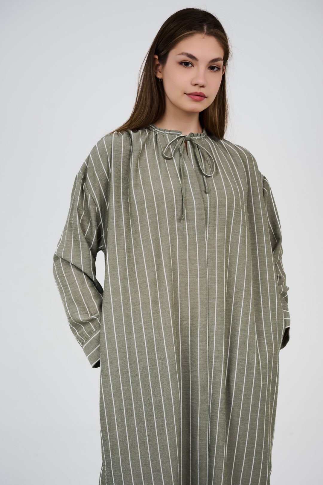 فستان/عباية كتان ماكسي مخطط