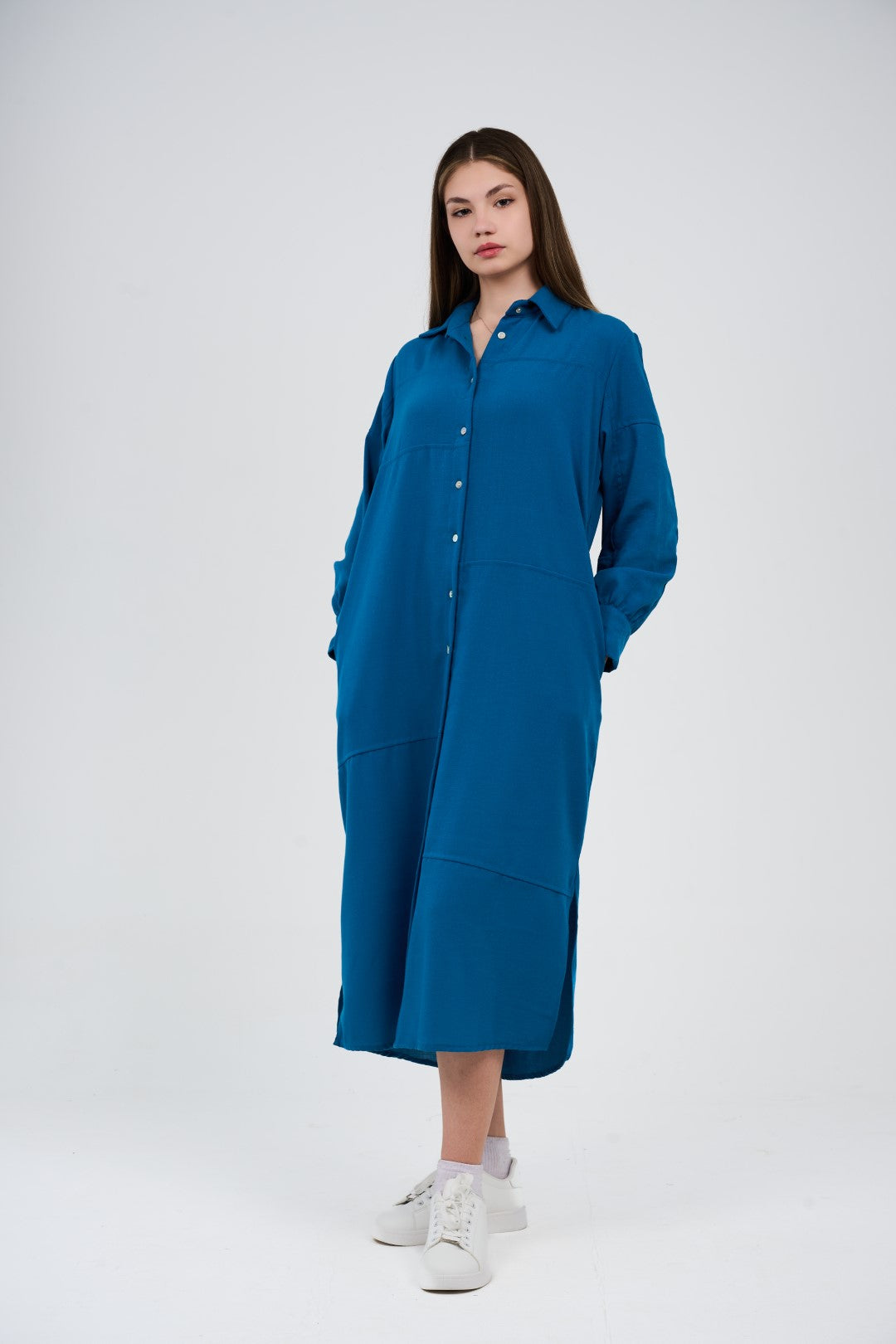 فستان قميص طويل بأزرار أمامية 