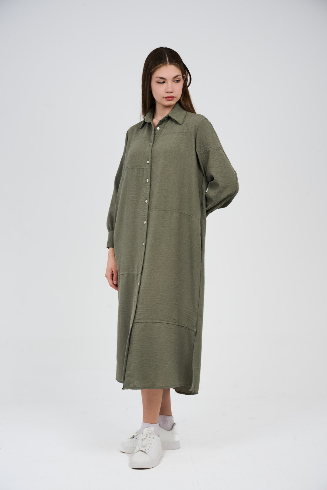 فستان قميص طويل بأزرار أمامية 