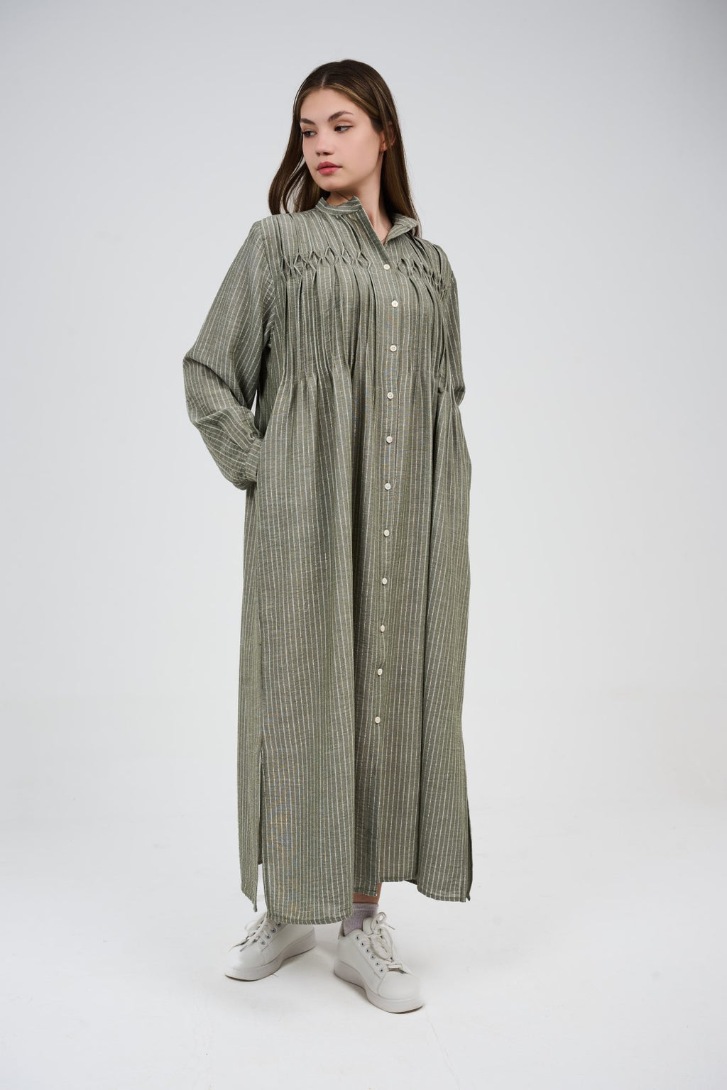 فستان قميص ماكسي مخطط بأزرار أمامية