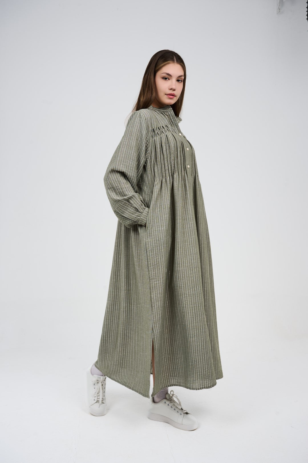 فستان قميص ماكسي مخطط بأزرار أمامية