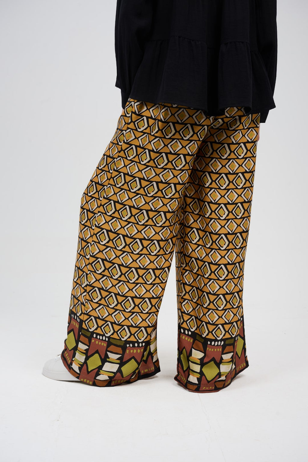 Printed Wide-Leg Palazzo Pants