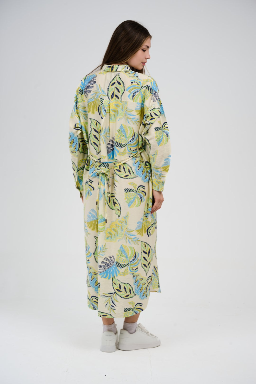 فستان قميص مطبوع بطول ميدي/ماكسي بأزرار أمامية 

