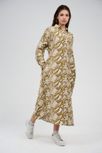 فستان قميص مطبوع بطول ميدي/ماكسي بأزرار أمامية 

