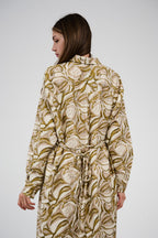 فستان قميص مطبوع بطول ميدي/ماكسي بأزرار أمامية 

