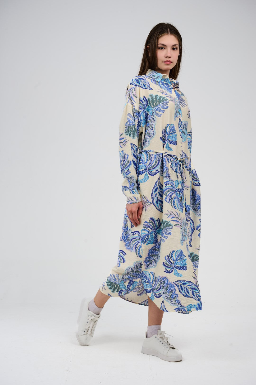 فستان قميص مطبوع بطول ميدي/ماكسي بأزرار أمامية 

