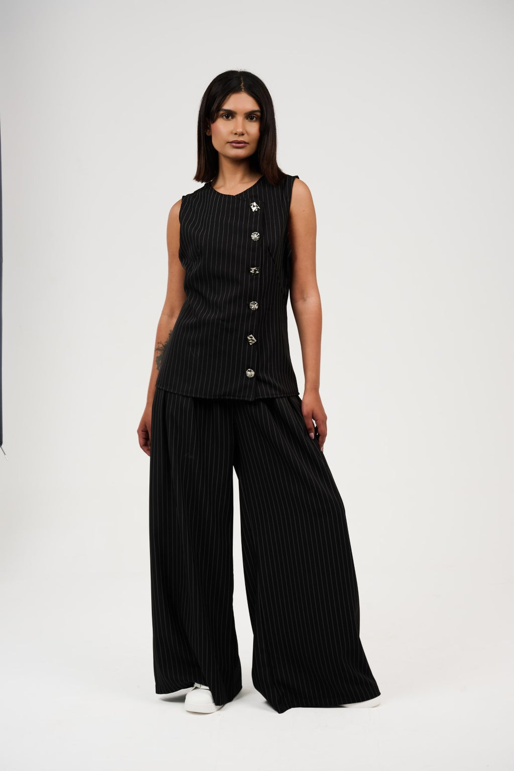 Tow-Piece Suit Set: Vest & Wide-Leg Pants