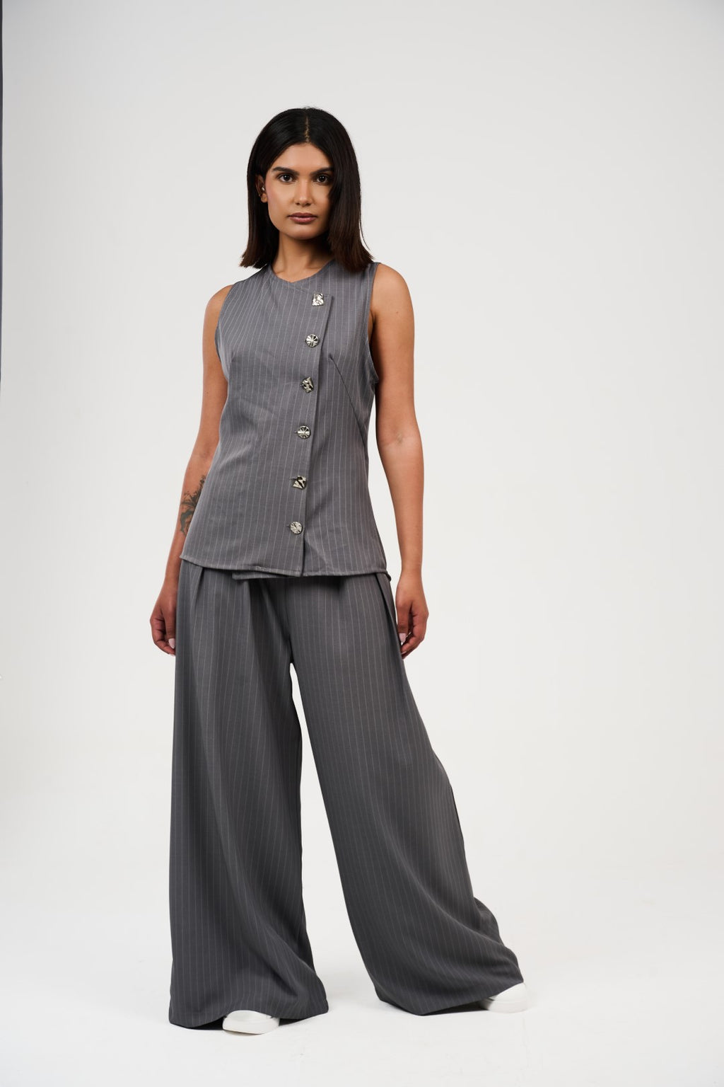Tow-Piece Suit Set: Vest & Wide-Leg Pants