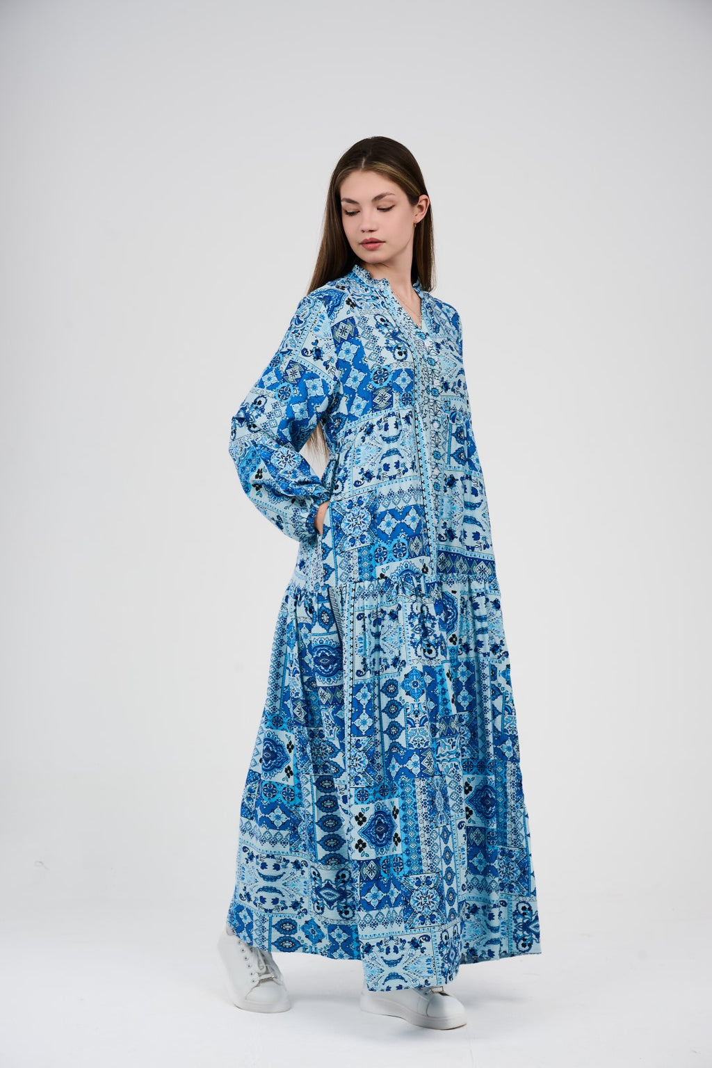 Women’s Long Flowing Dress