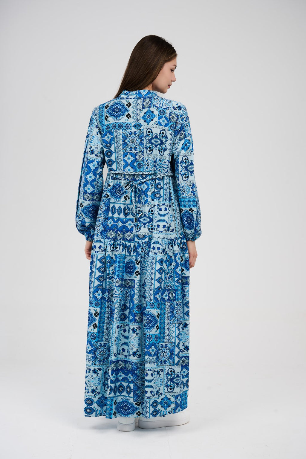 Women’s Long Flowing Dress