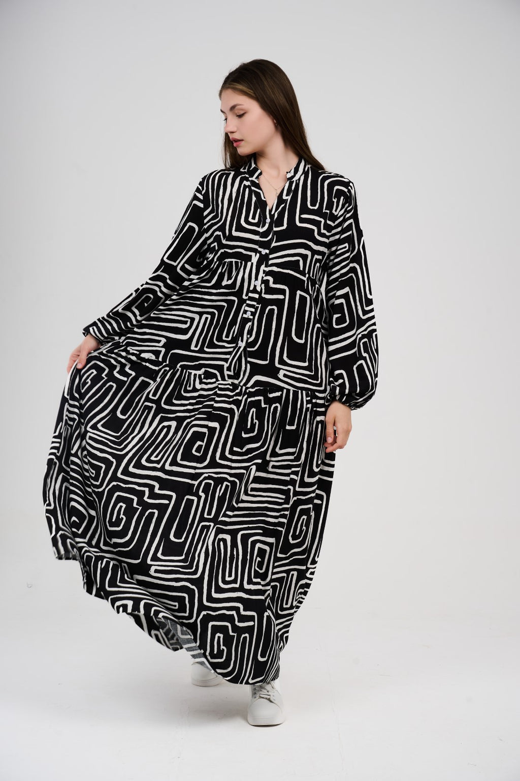 Women’s Long Flowing Dress