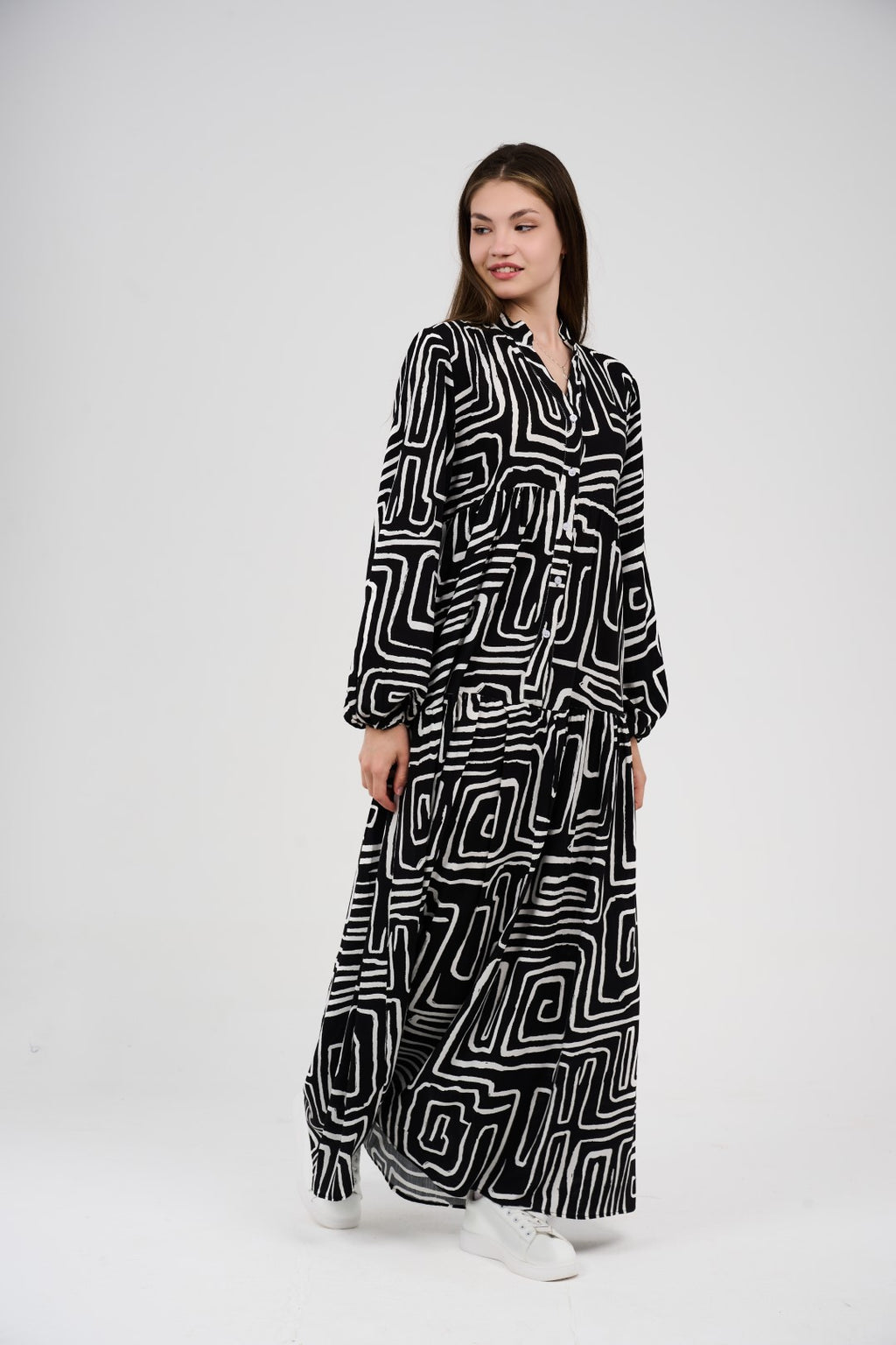 Women’s Long Flowing Dress