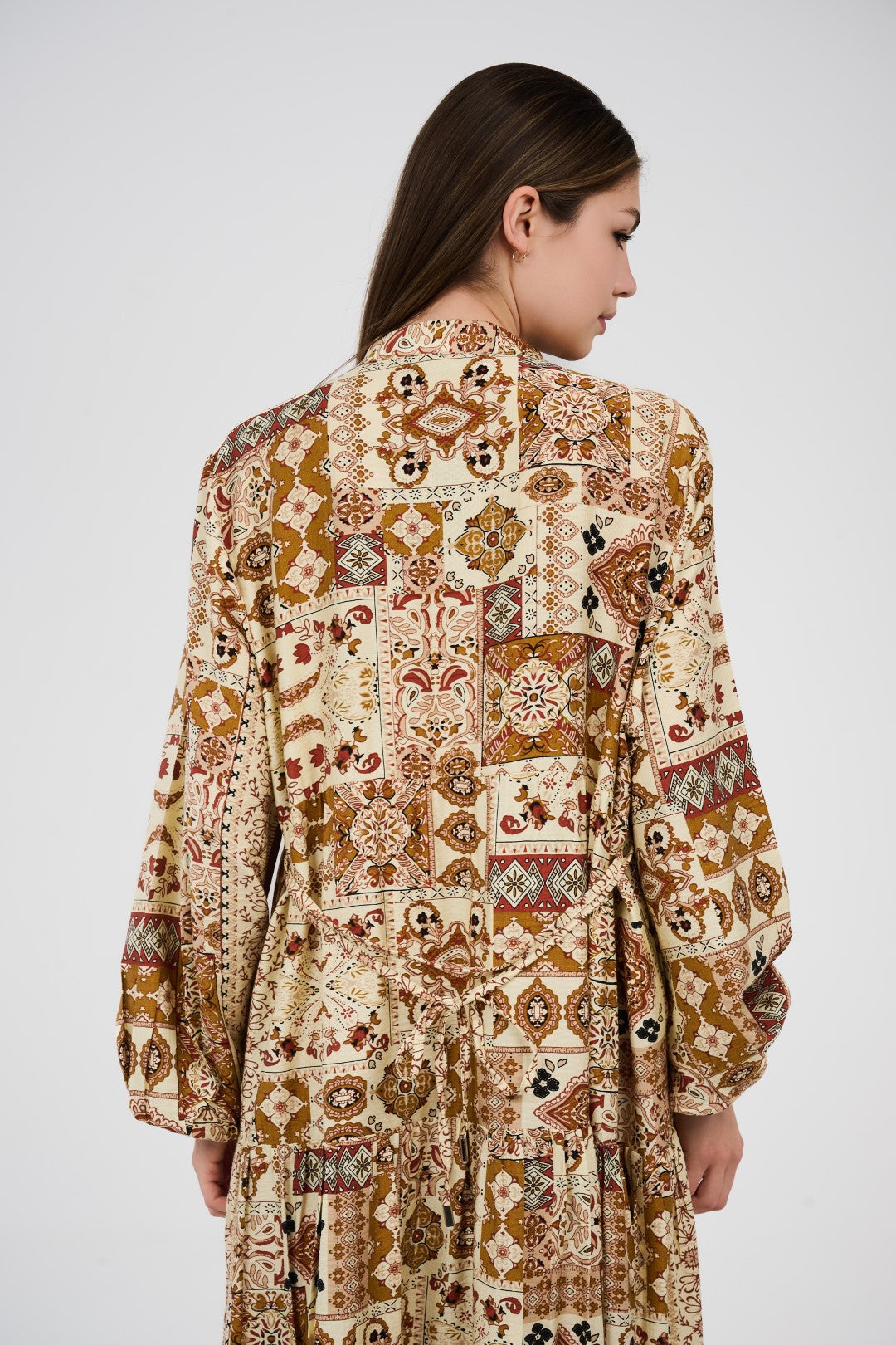 فستان نسائي طويل بتصميم انسيابي796