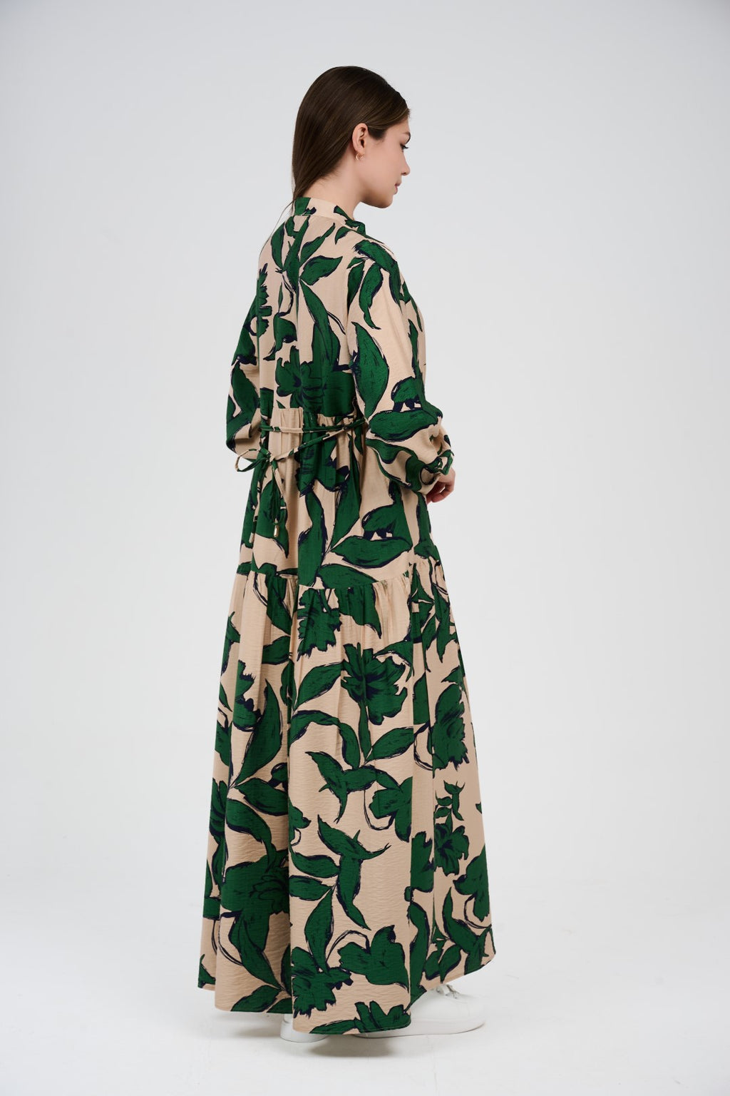 فستان نسائي طويل بتصميم انسيابي797