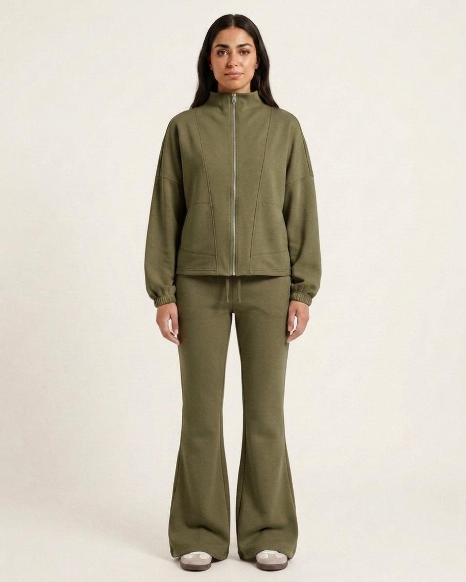 Women’s Modern Comfort Set